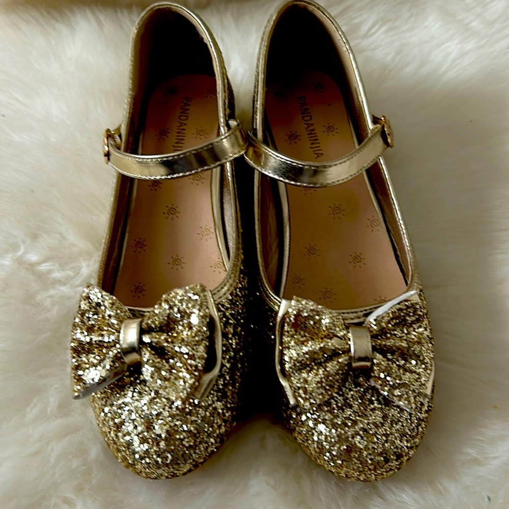 PANDANINJIA Girls Ruby Mary Jane Dress Shoes Sz 4